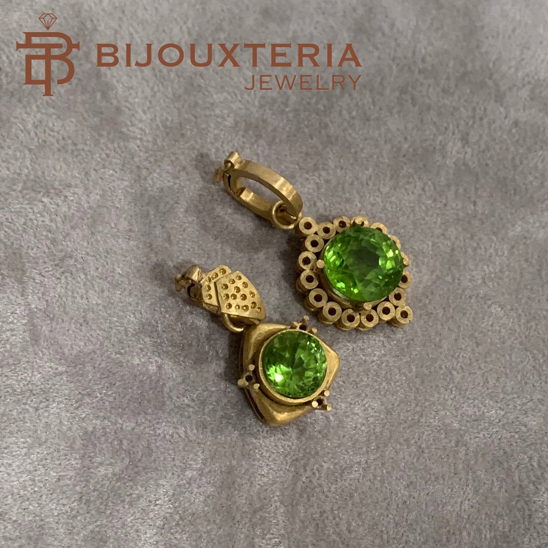 Natural Pearl Necklace with Peridot & Diamond 18K Yellow Gold Pendant