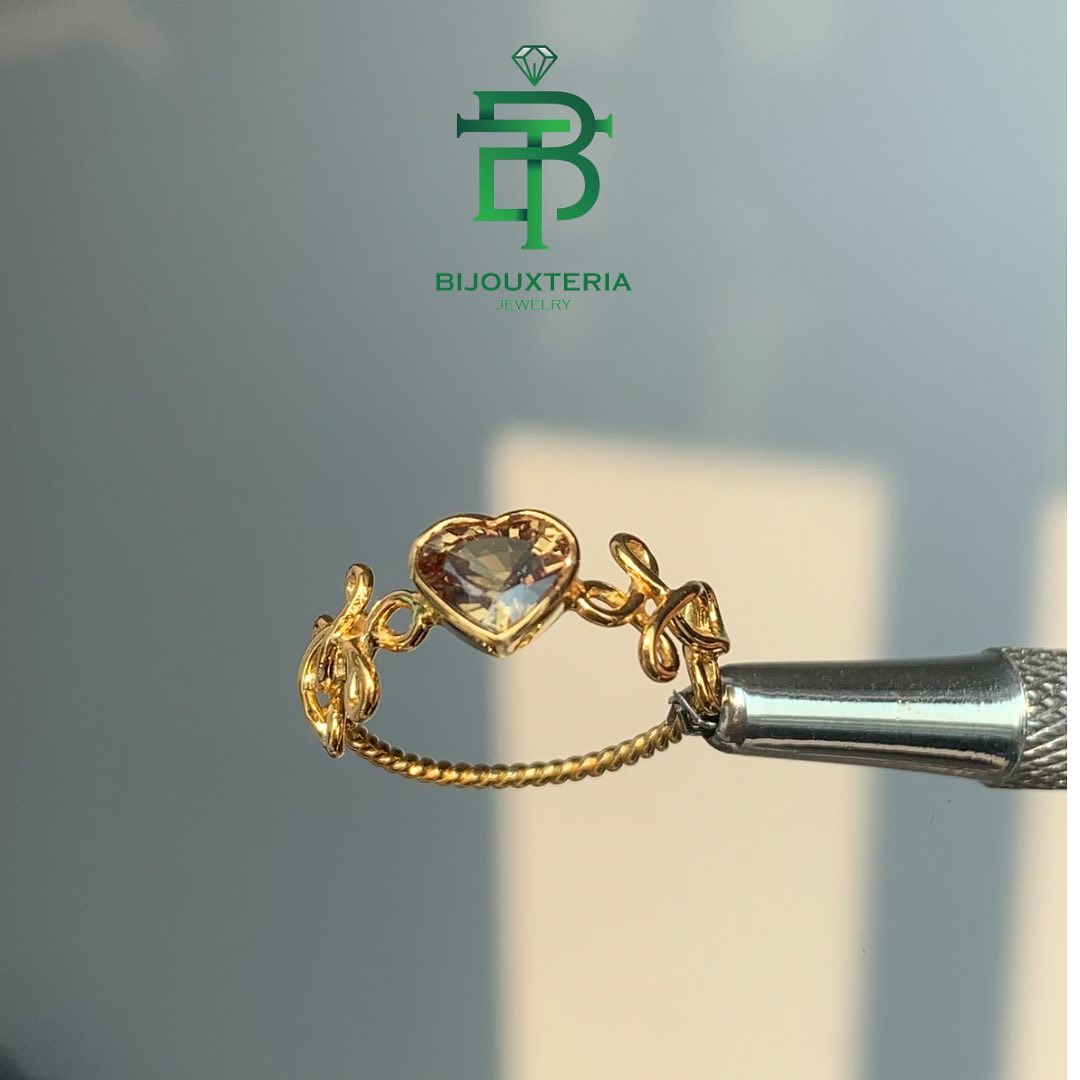 Elegant Slender Twisted Rope Band Ring Featuring Heart Brilliant Cut Amber Stone