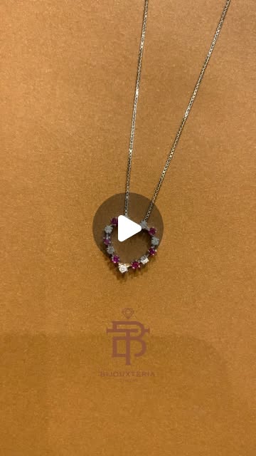 Heart Pendant: Siam Ruby, 7 stones, 0.28ct