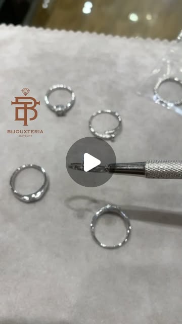 Single Star Diamond Ring